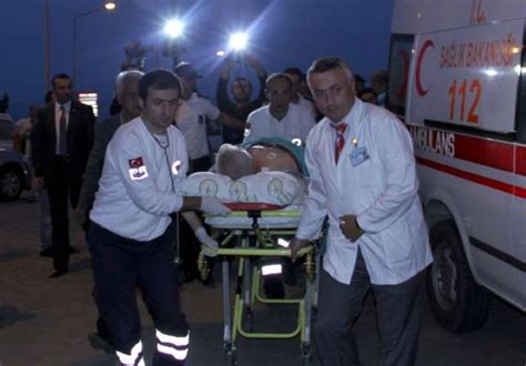 R­o­m­a­n­y­a­­d­a­ ­a­v­a­ ­g­i­d­e­n­ ­b­e­l­e­d­i­y­e­ ­b­a­ş­k­a­n­ı­ ­v­u­r­u­l­d­u­